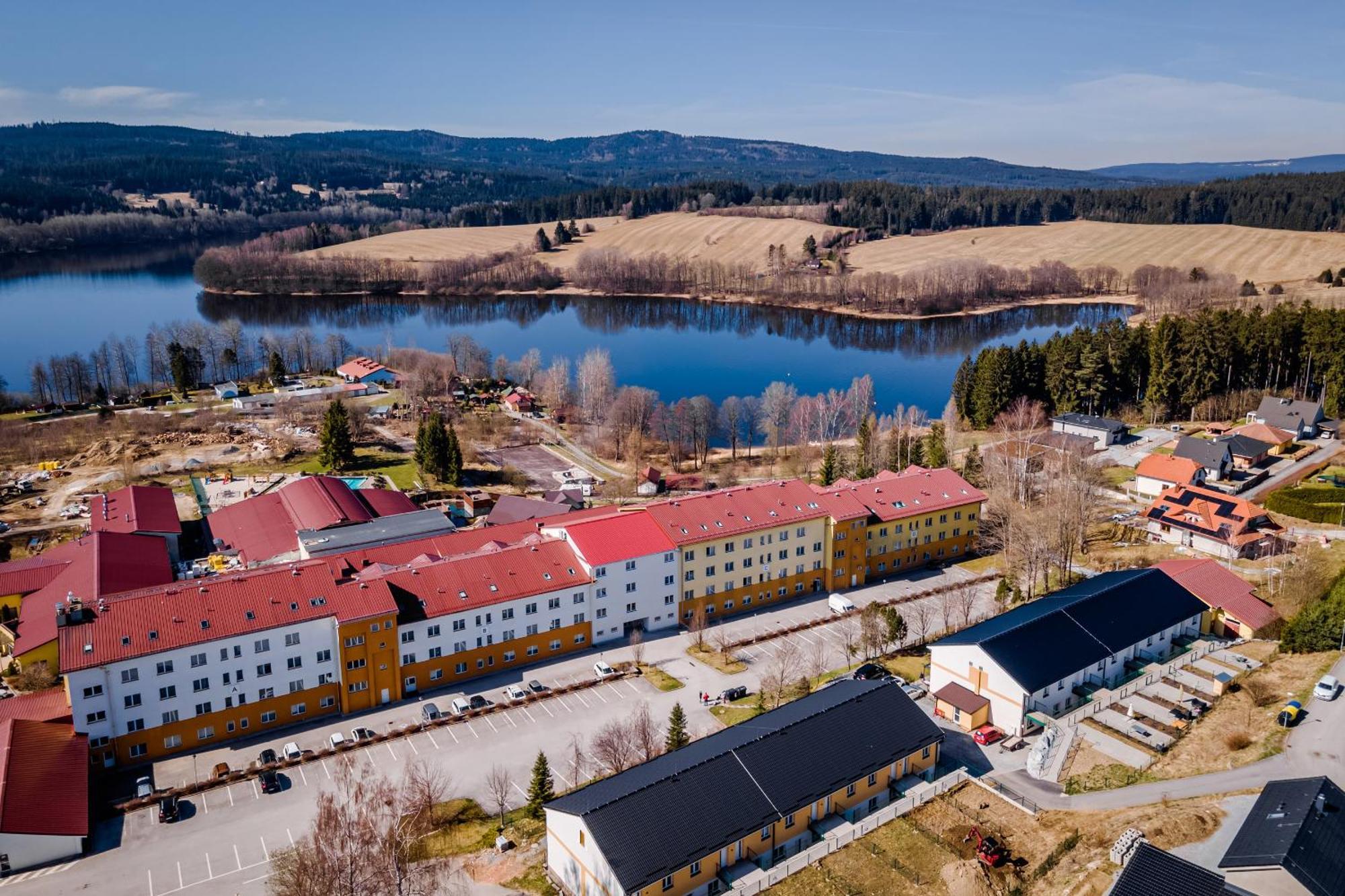 Private Luxury Apartments - Apartman G3 Frymburk Bagian luar foto