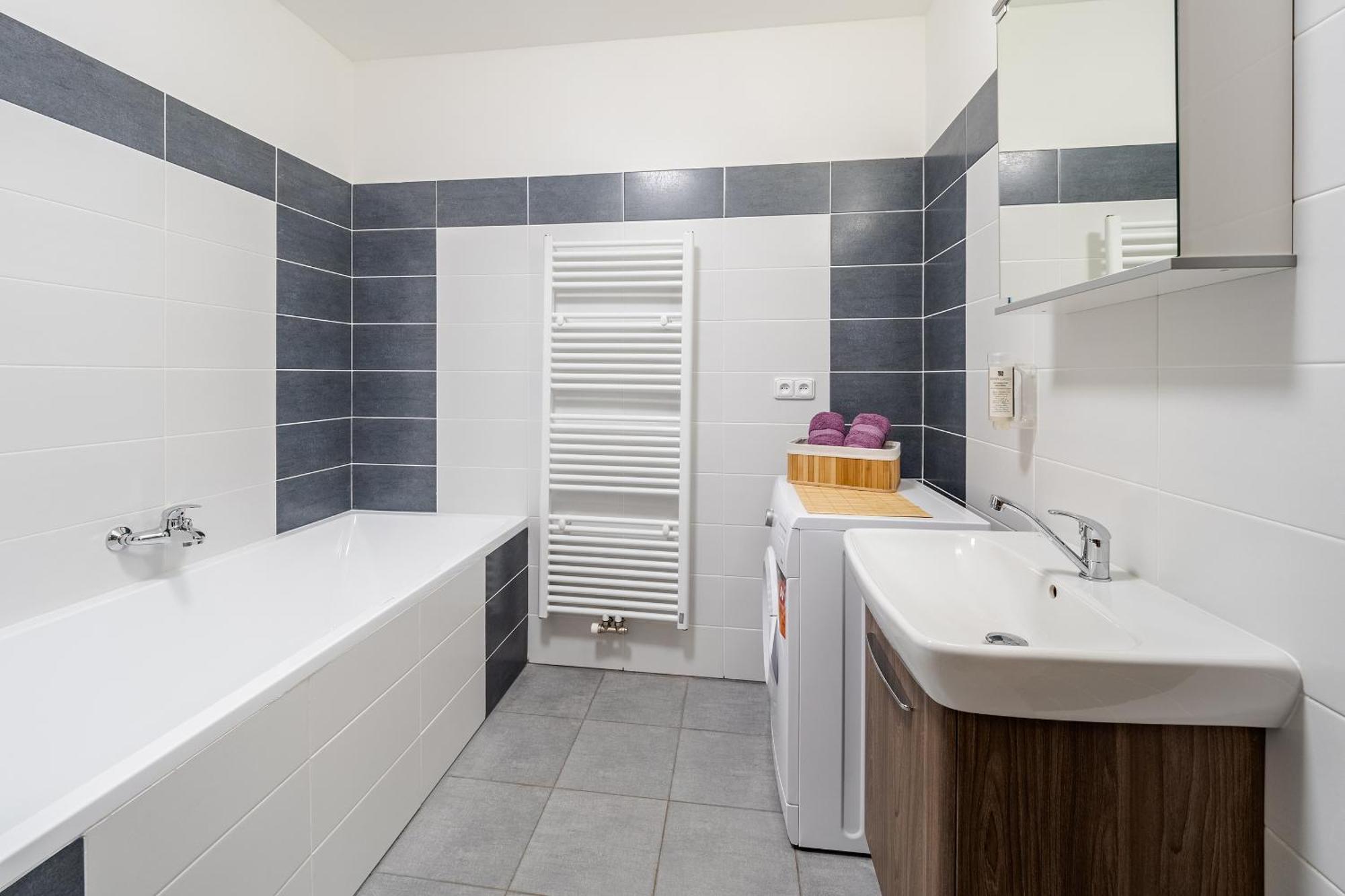Private Luxury Apartments - Apartman G3 Frymburk Bagian luar foto