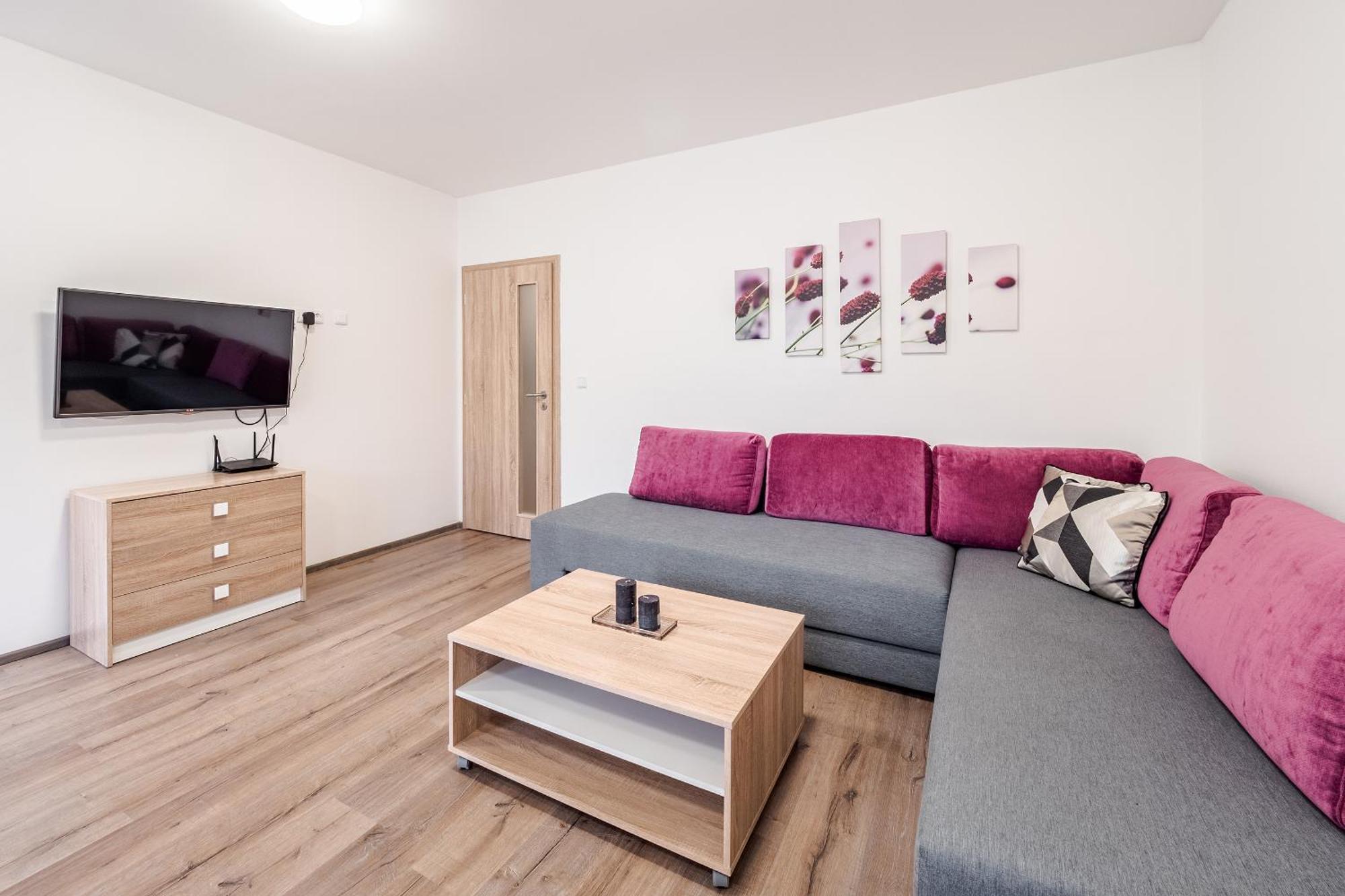 Private Luxury Apartments - Apartman G3 Frymburk Bagian luar foto