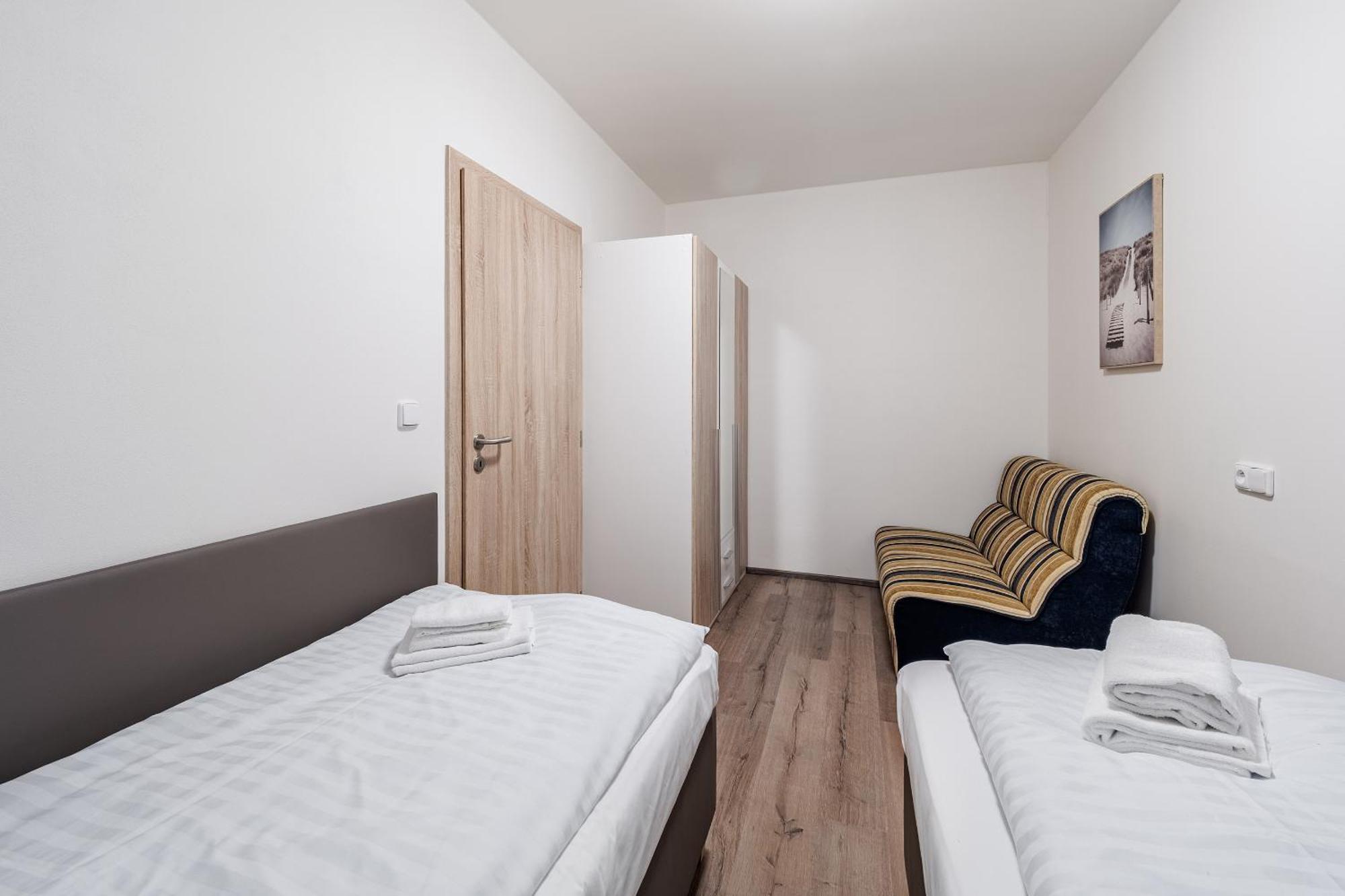 Private Luxury Apartments - Apartman G3 Frymburk Bagian luar foto