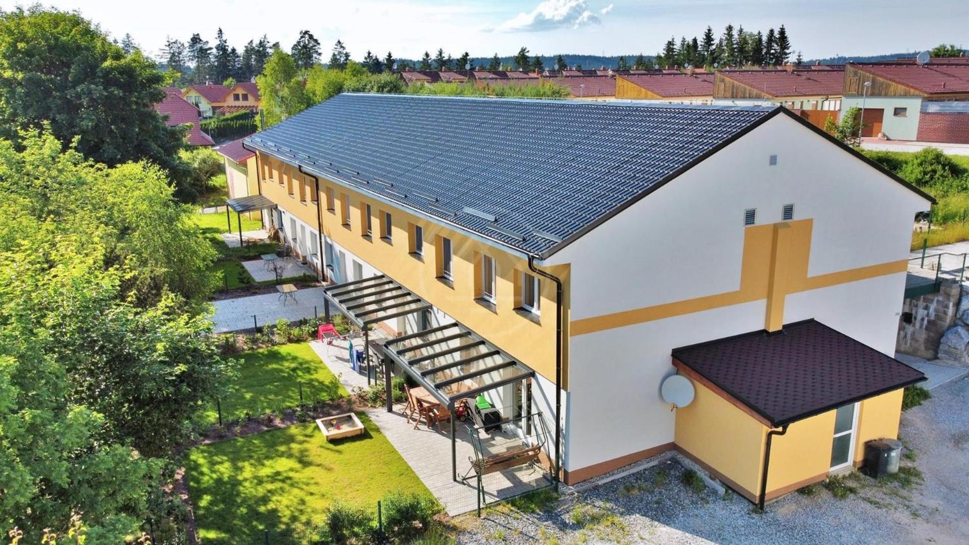 Private Luxury Apartments - Apartman G3 Frymburk Bagian luar foto